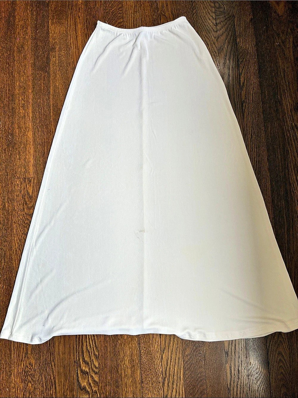 Max Azria Maxi A-Line Skirt in White Size Large